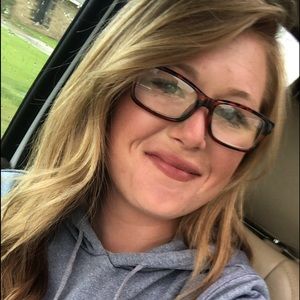 Meet your Posher, Tara